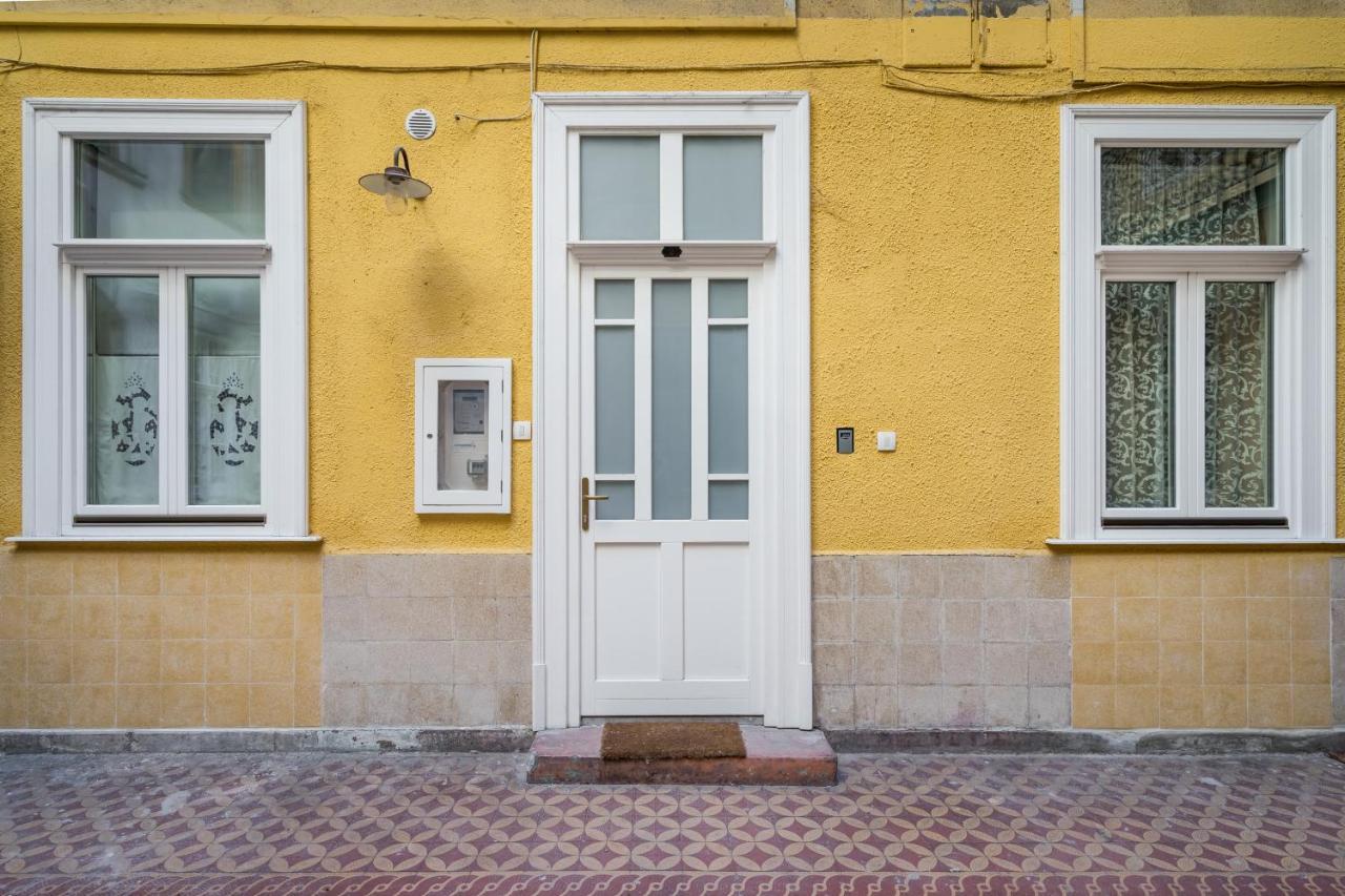Bpr Kiraly Street Nest With A/c Budapest