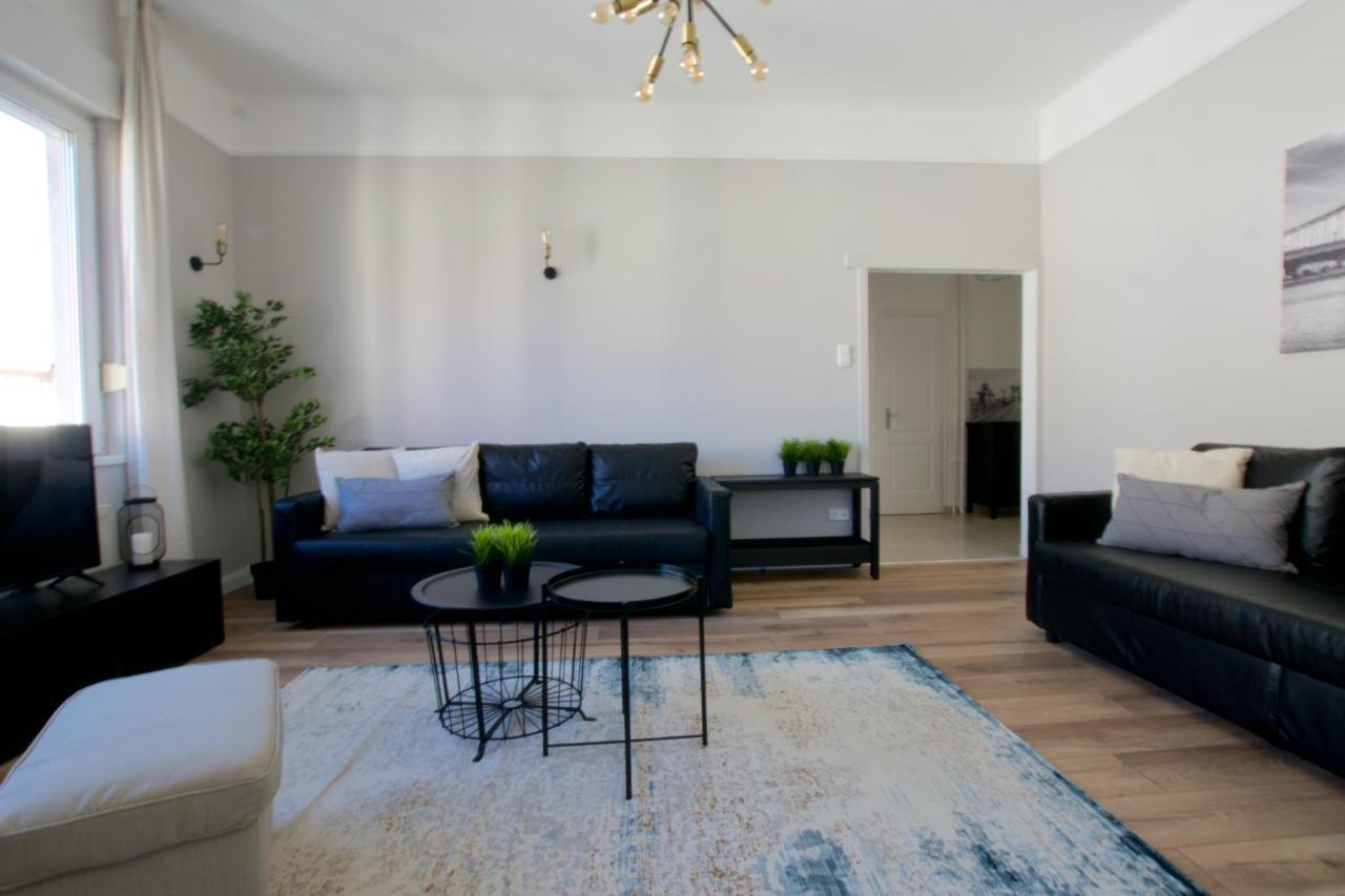 Standard By Hi5 - Tatra Street Apartment *