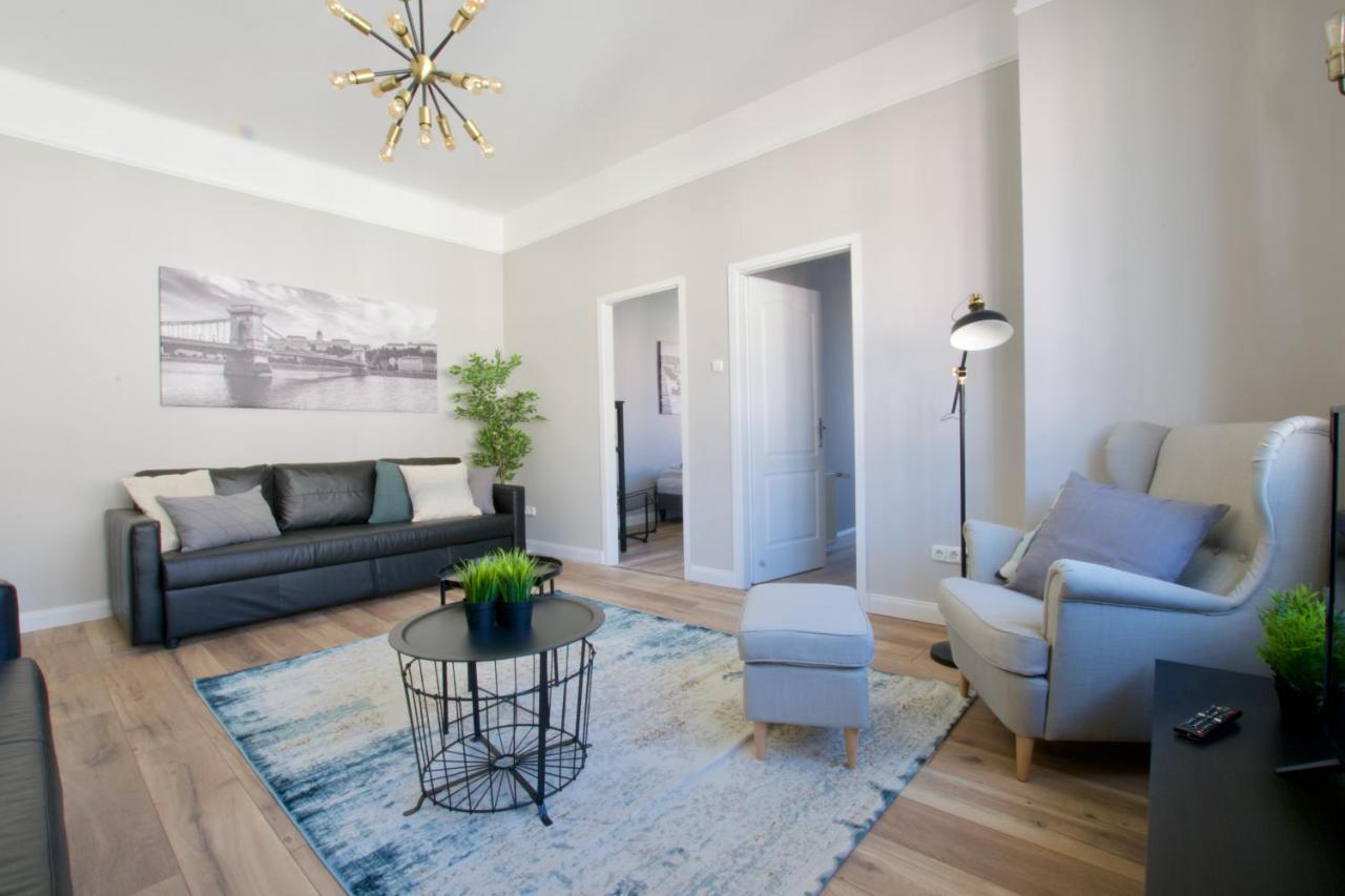 Standard By Hi5 - Tatra Street Apartment *