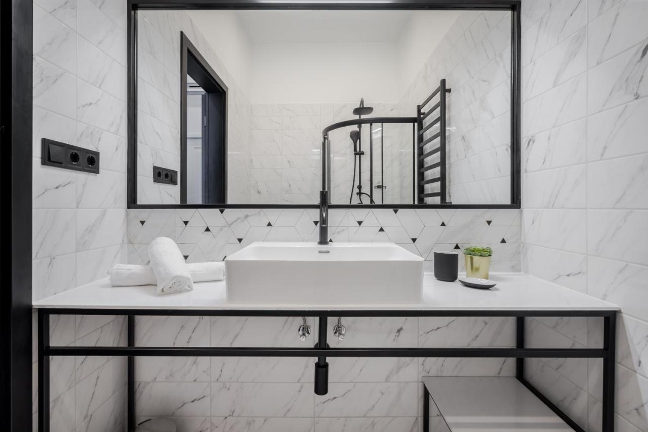 Astoria Boutique Suites- Location By Bqa Hotel Budapest
