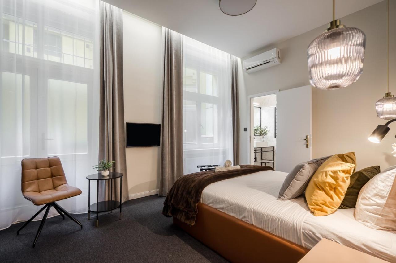 Astoria Boutique Suites- Location By Bqa * Budapest