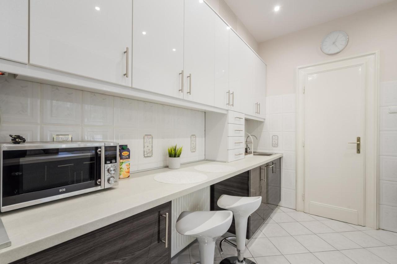 Appartement Bpr Ethereal Panoramic With A/c & Balcony Budapest