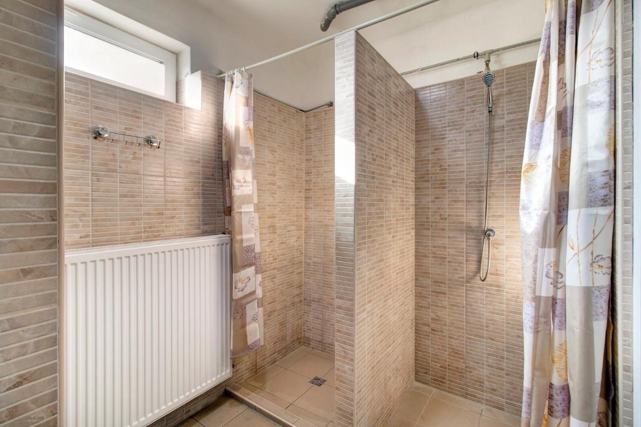 Hostal óbudai Diákszálló *