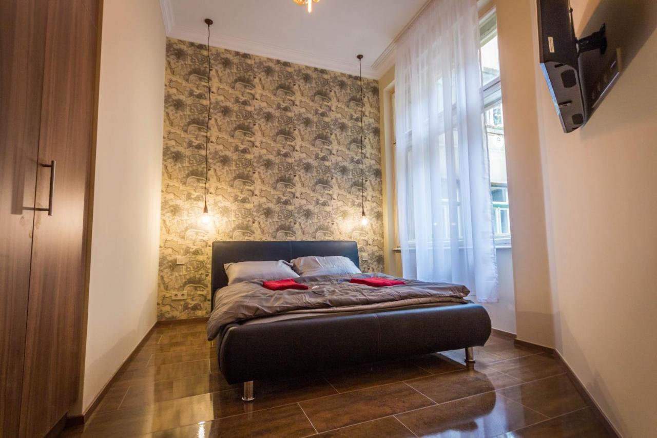 Elegant Fashionstreet Apartment *