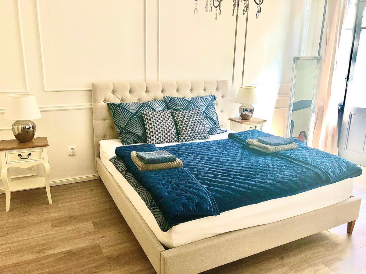 Dfive New Stylish Lux At The Centre Budapest