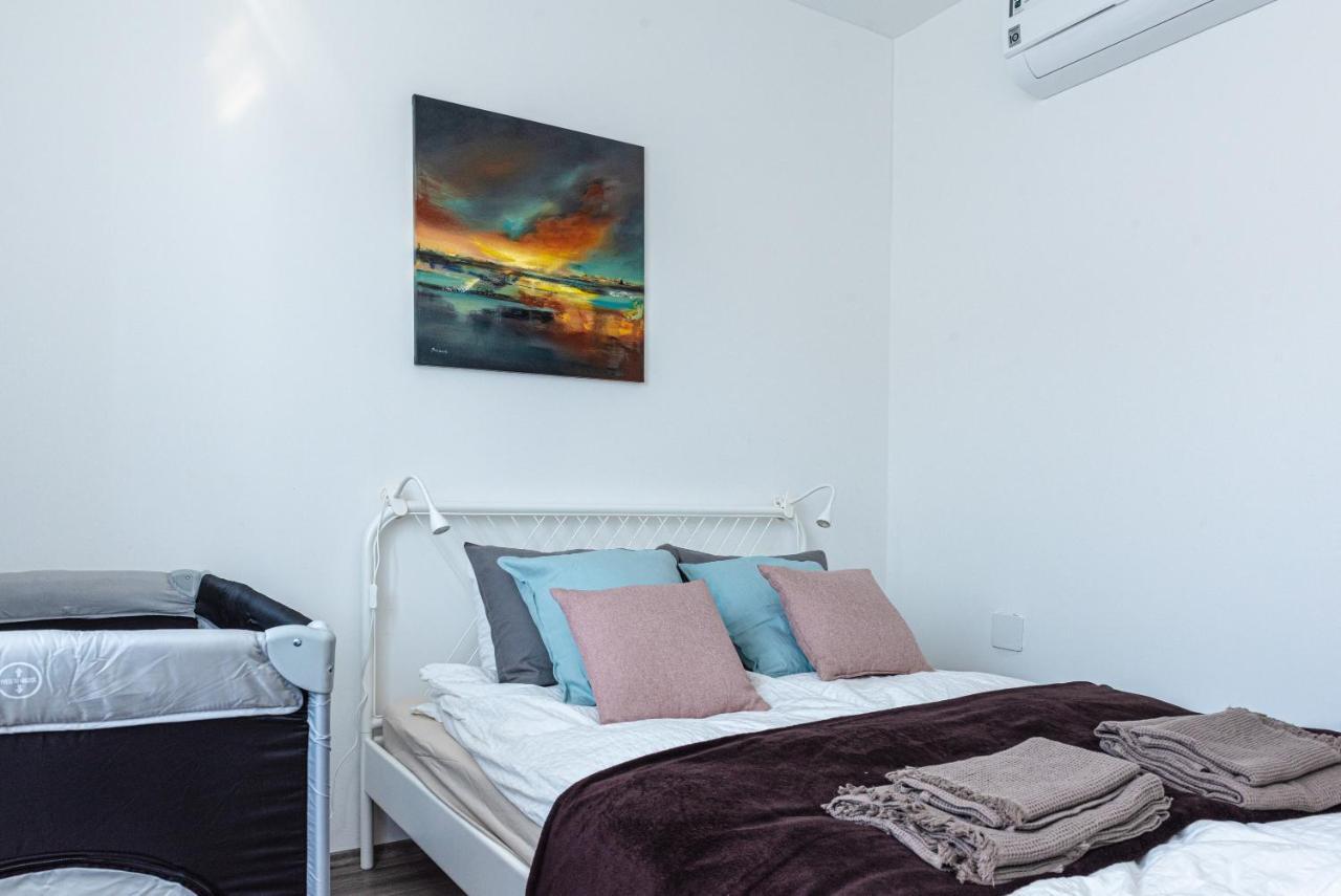Amphora Luxury With Free Private Parking And Cozy Balcony Apartment *