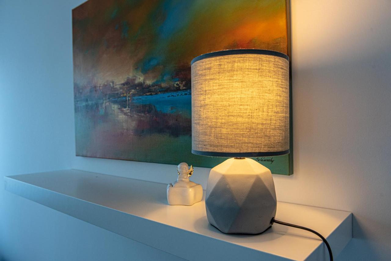 Amphora Luxury With Free Private Parking And Cozy Balcony Apartment
