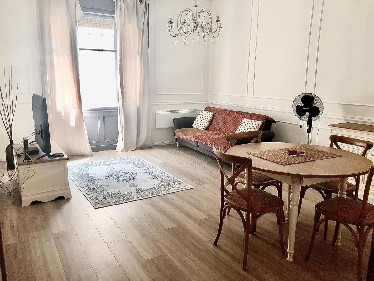 Dfive New Stylish Lux At The Centre Budapest
