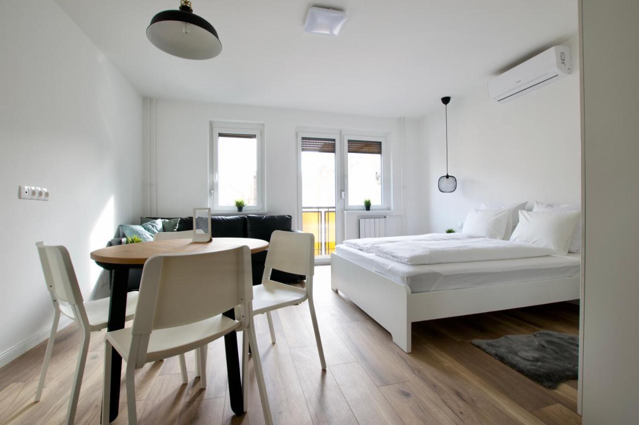 Standard By Hi5 - Dessewffy 37 Budapest