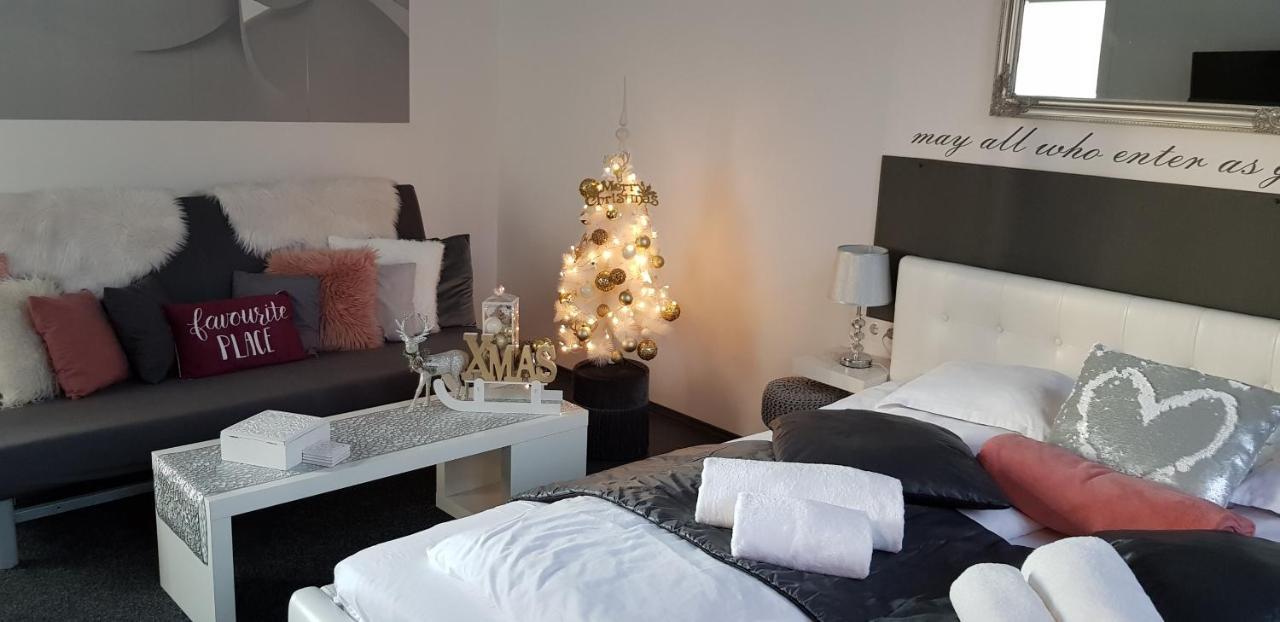 Modern Flat In Center Budapest