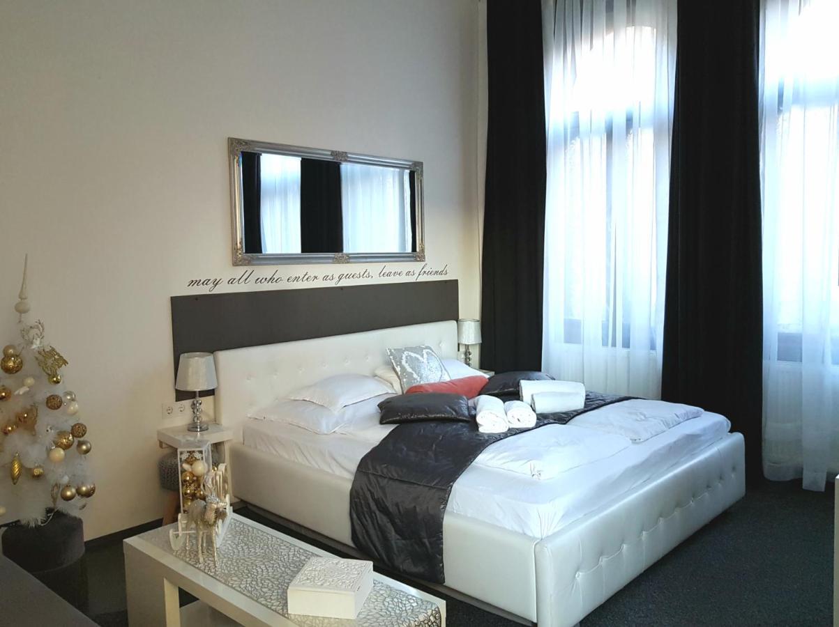 Modern Flat In Center Apartment *