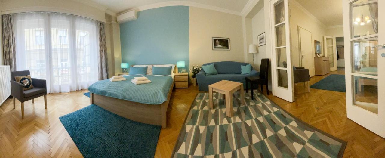 Abt Molnar Apartamento