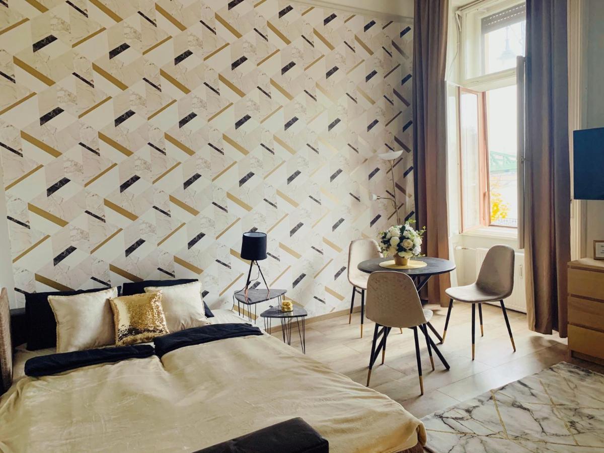 Apartament Marble *