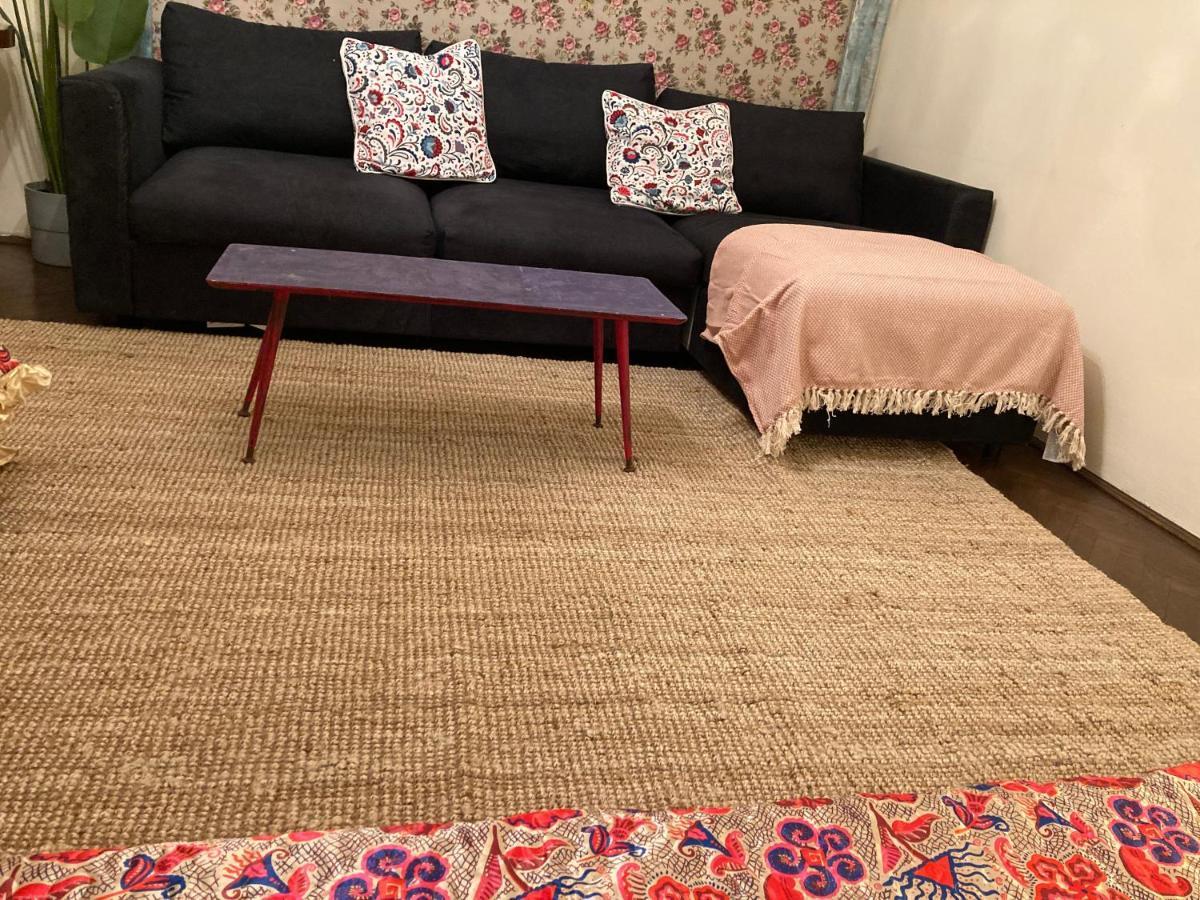 Apartament Lovely Cosy Art Flat At Center
