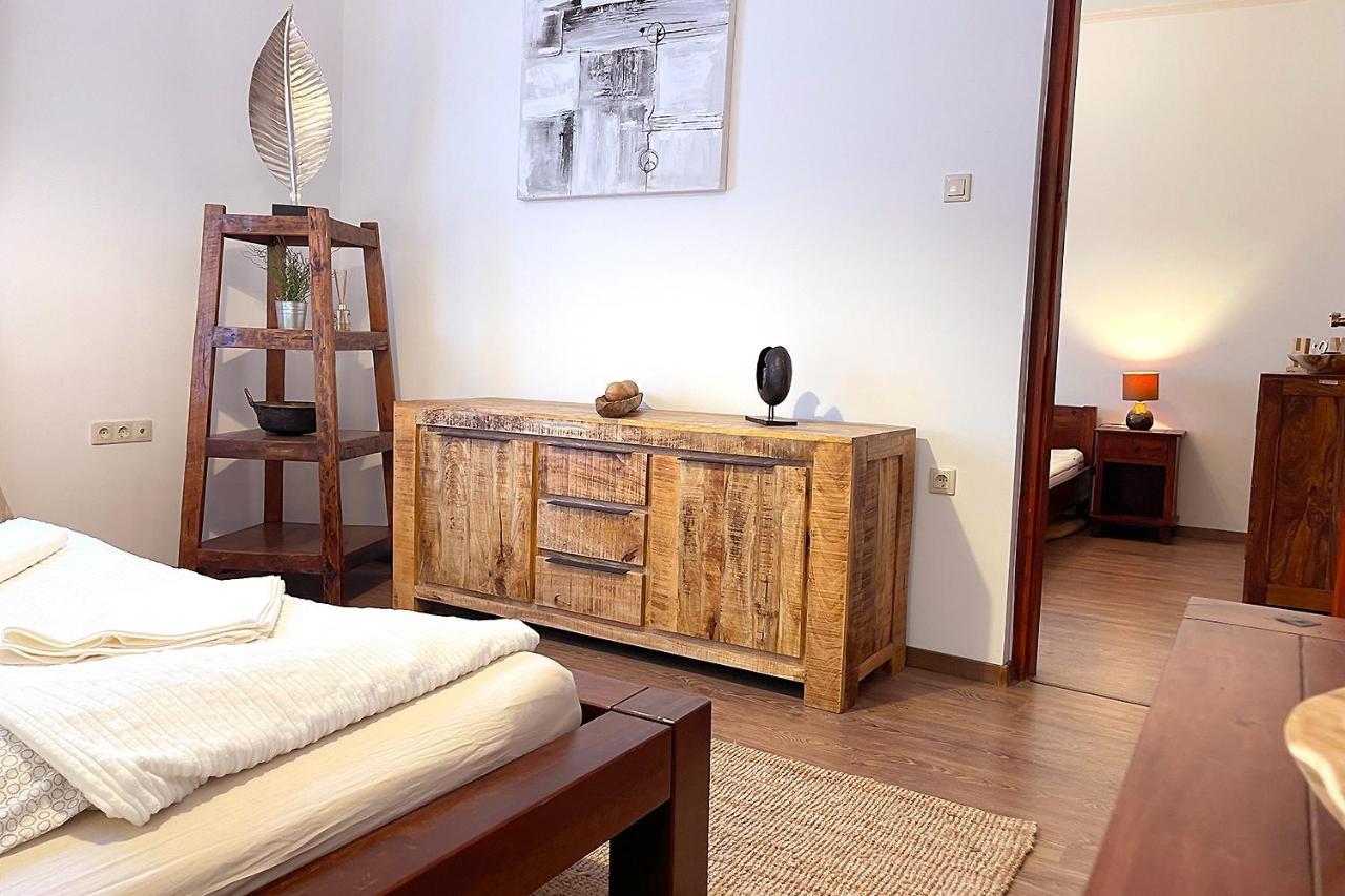 Full 2Bdr Garden House Near To Downtown Metro Free Parking Pensjonat