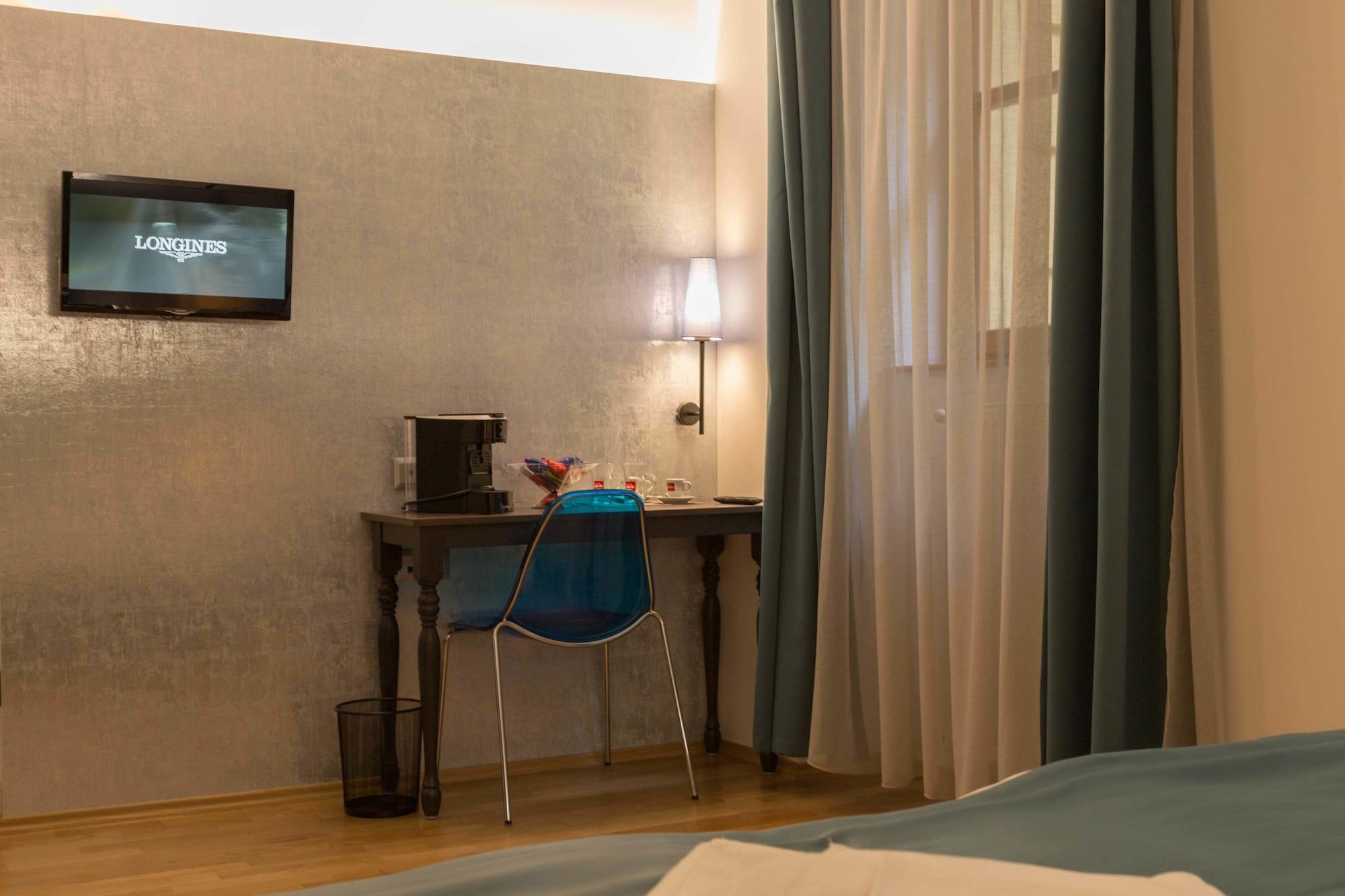 Memories Hotel