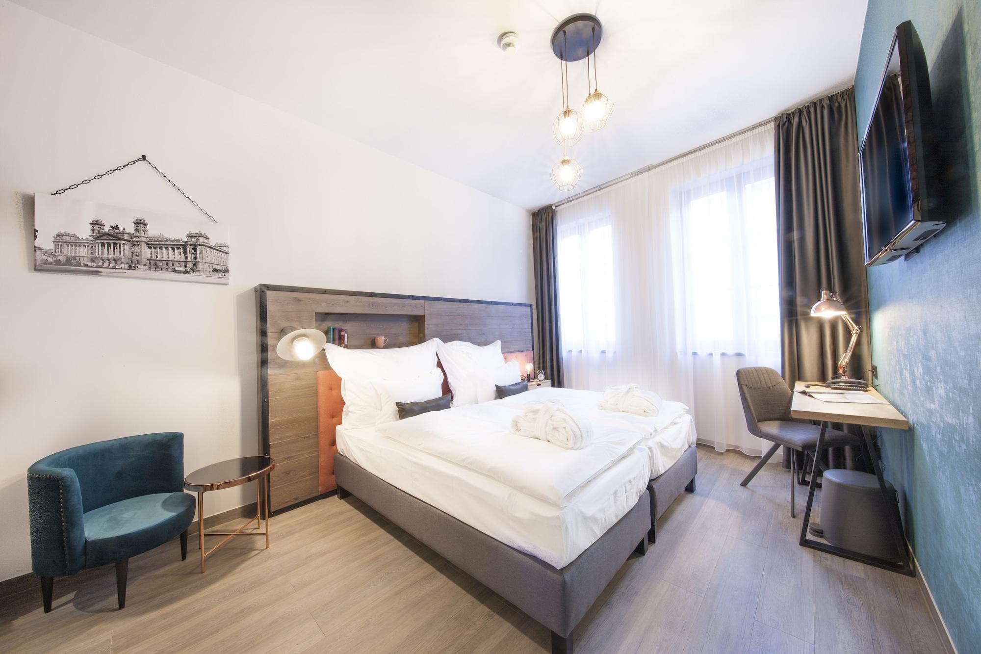 Memories Oldtown 4*