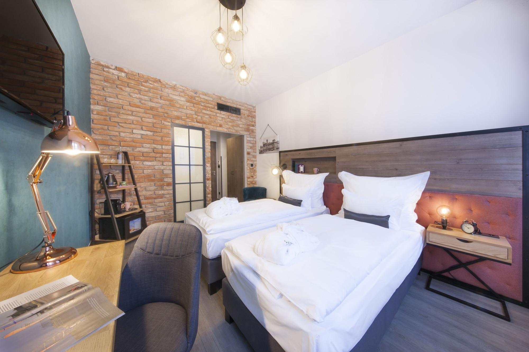 Memories Oldtown 4*