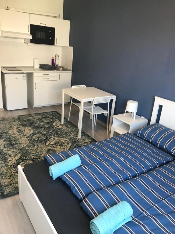 Roland Westnd Apartman *