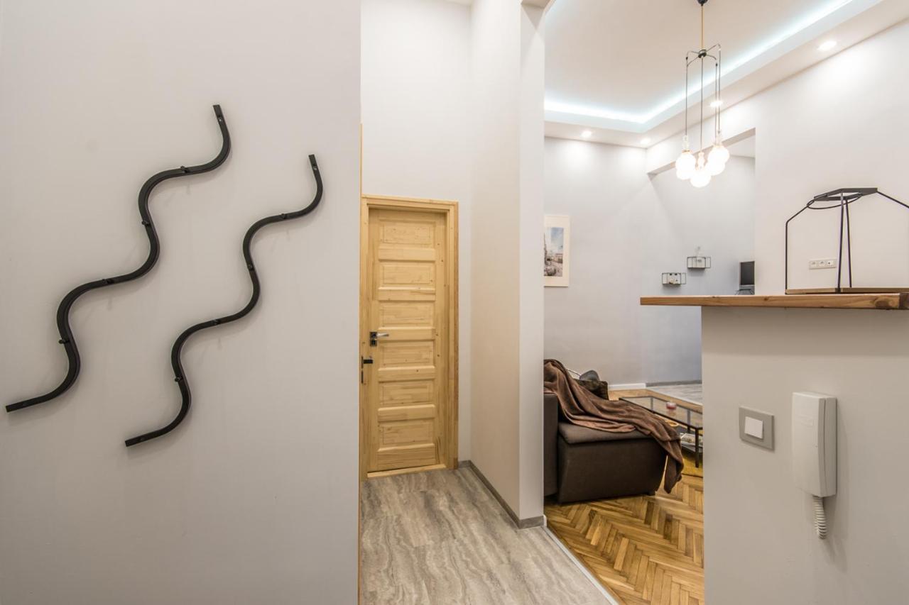 Semmihome Semmelweis Street Apartamento *