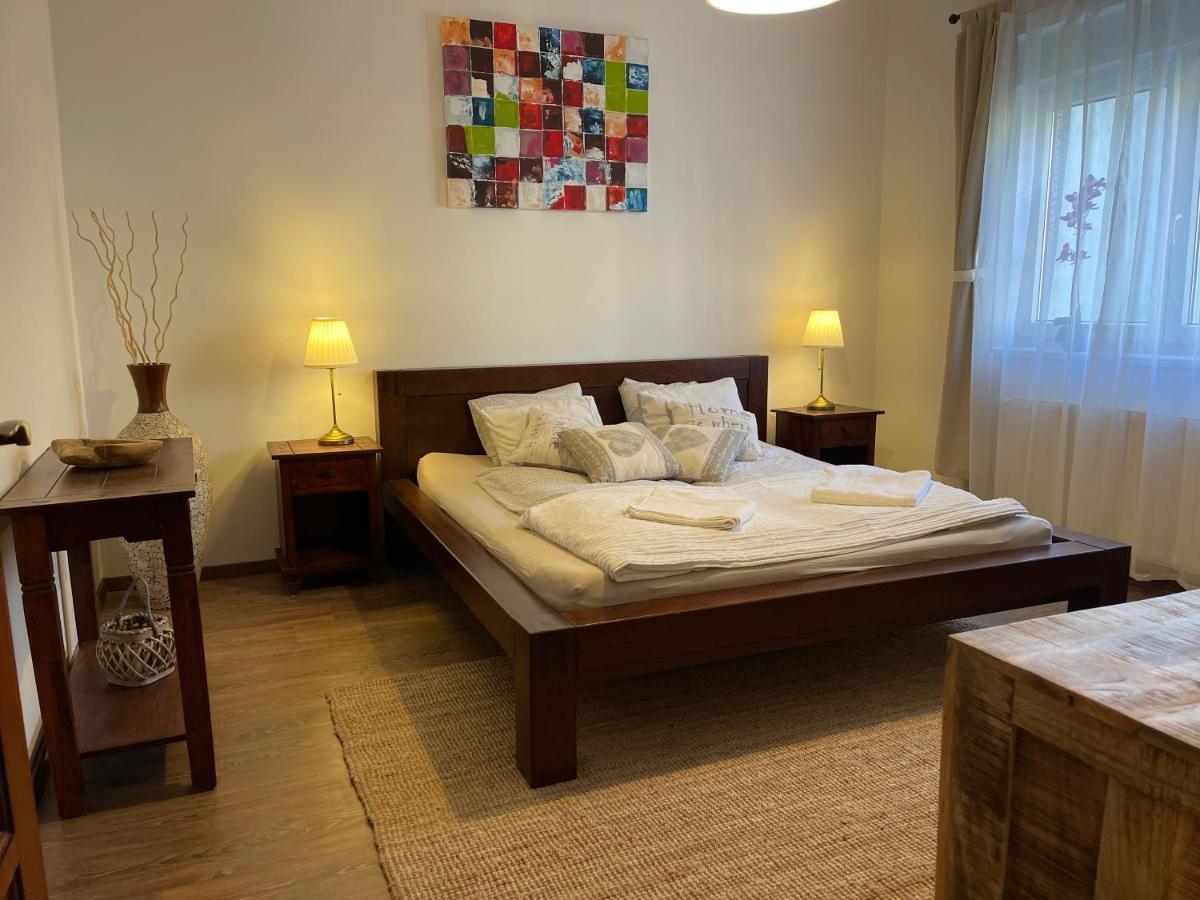 Full 2bdr Garden House Near To Downtown Metro Free Parking