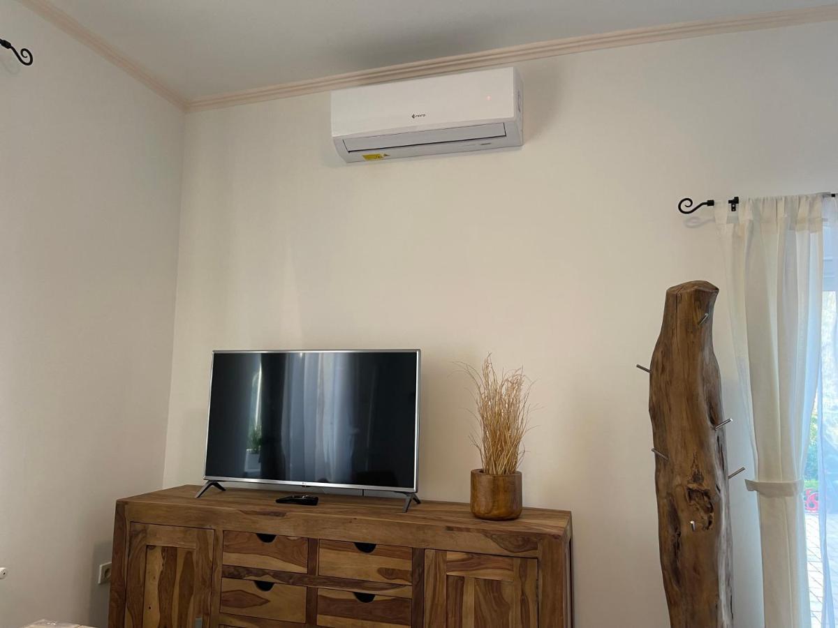 Full 2Bdr Garden House Near To Downtown Metro Free Parking * Budapeszt