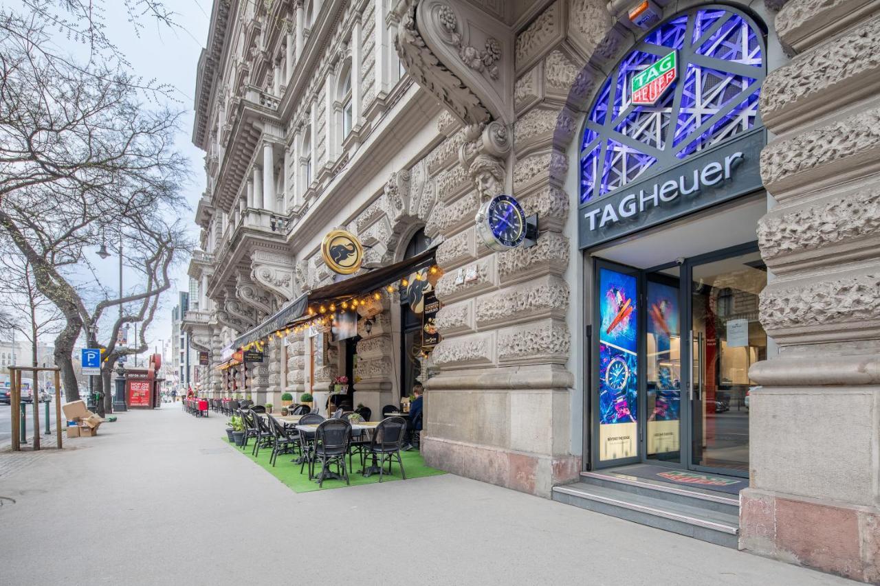 Luxurious 2min Walk To Basilica Apartment