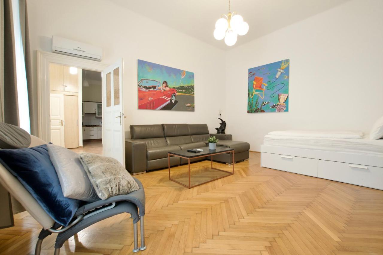 Standard By Hi5 - St. King Street 16. * Budapest