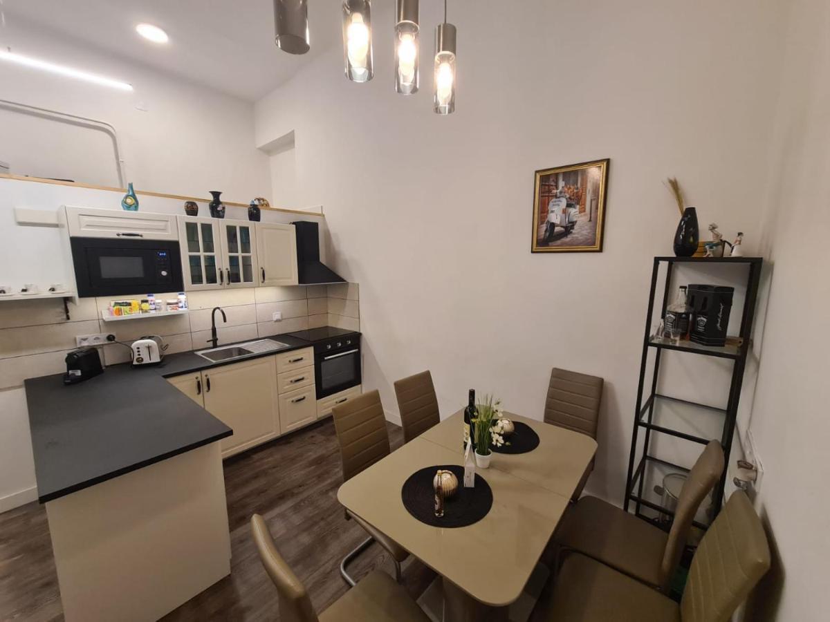 Appartement Akácfa Boutique *