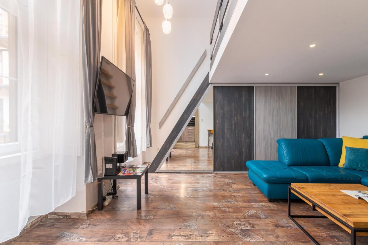 Astoria Blue Apartment *