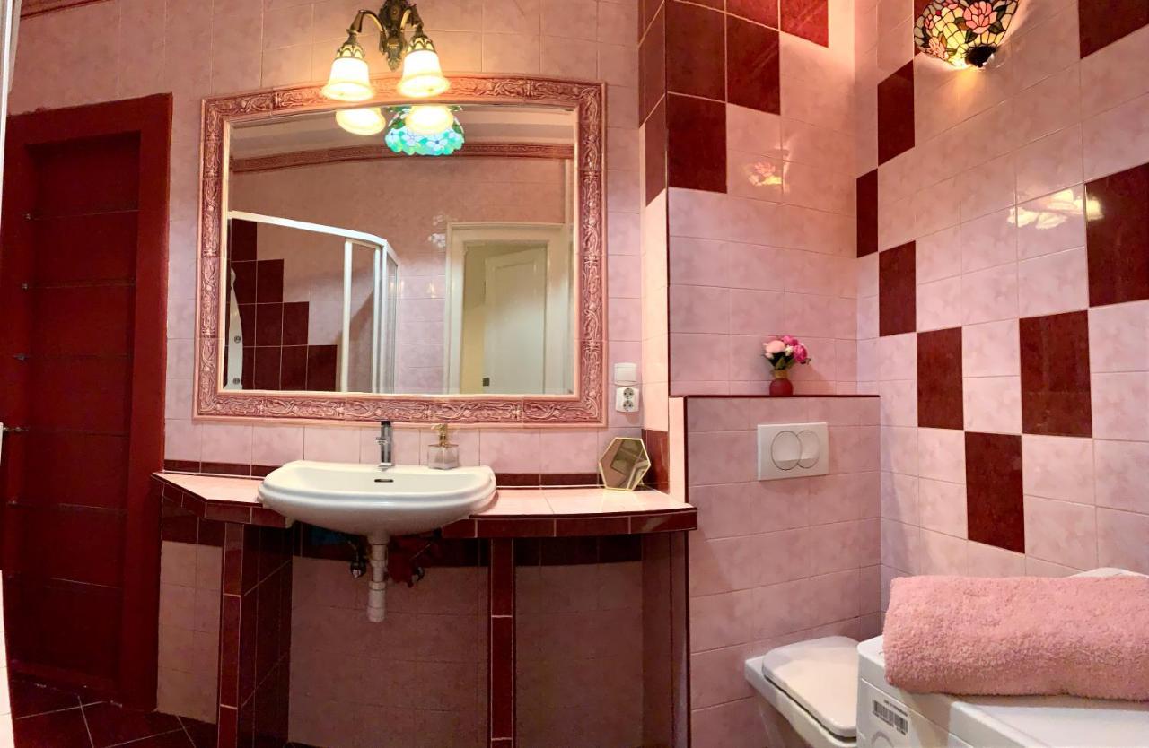 Basilica Rose Apartment