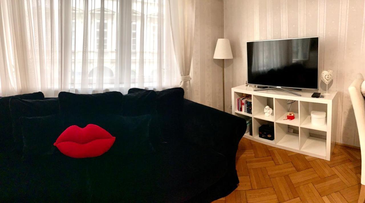 Basilica Rose Apartment *