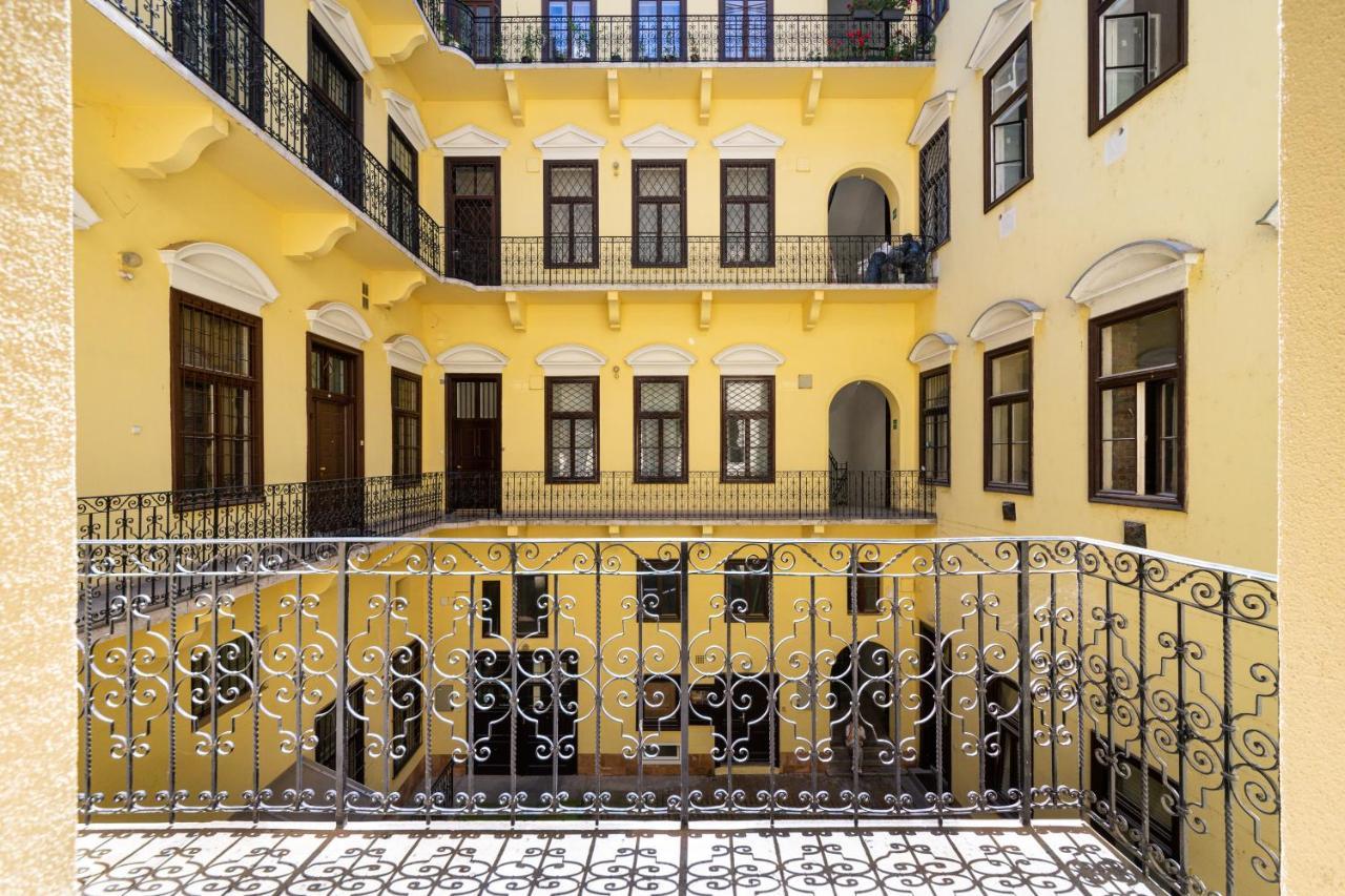 Center * Budapest