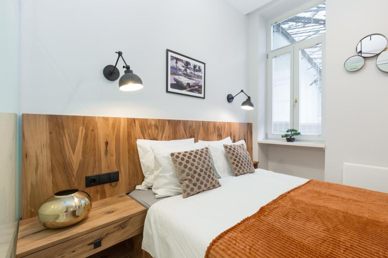 Luxury Dream In The Absolute Center Apartment