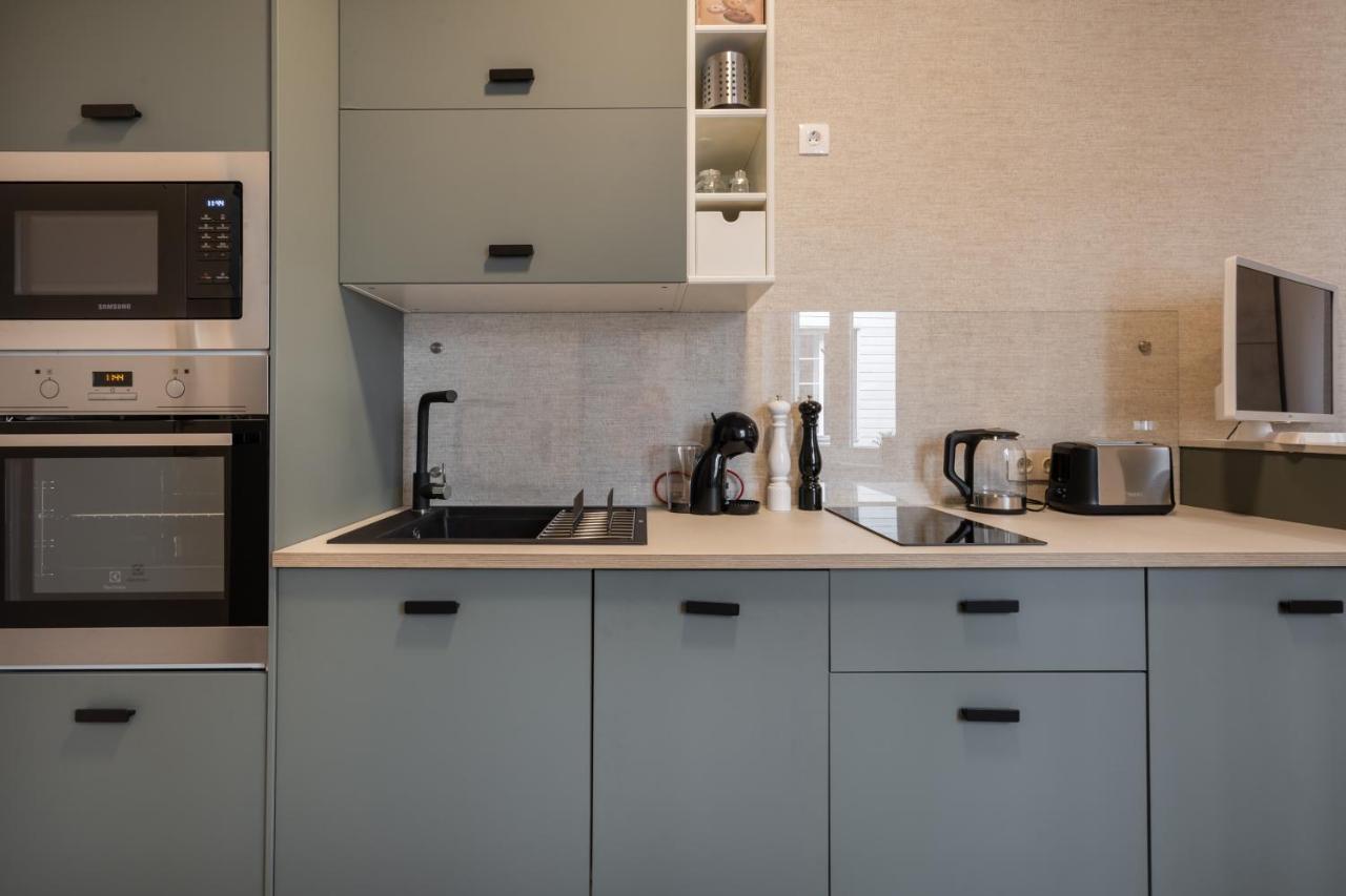 Galaxy Apartment *