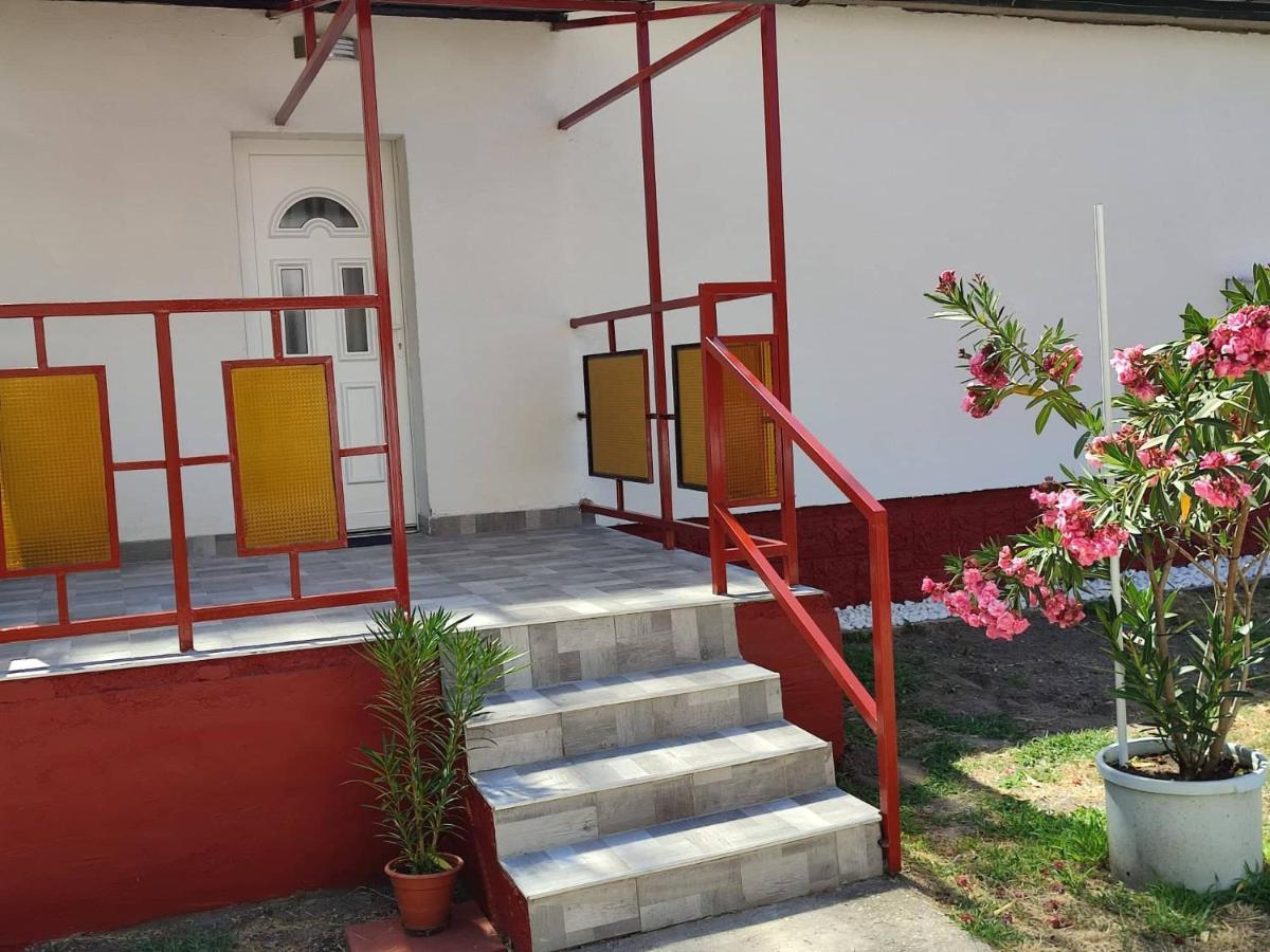 Rákos-patak Family House Pensión