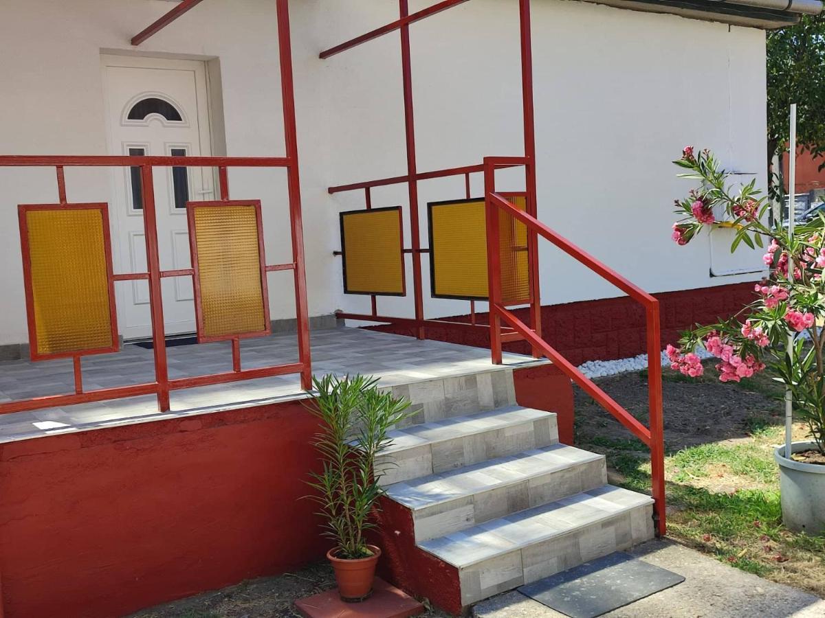 Rákos-patak Family House Pensión