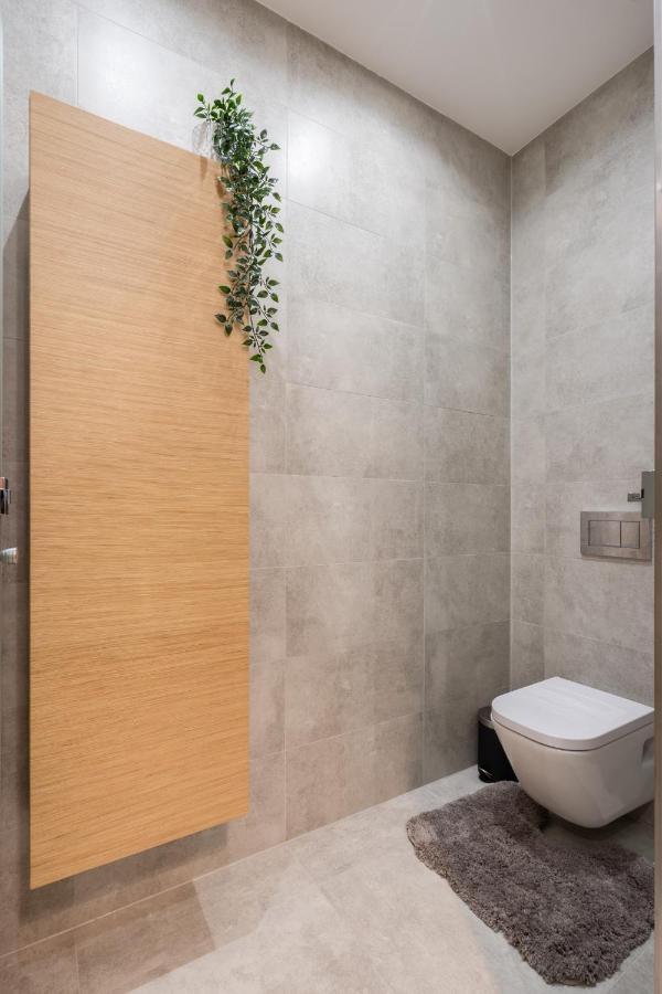 Apartment Buenos Boutique - A/c, 2 Bathrms, Amazing View Budapest