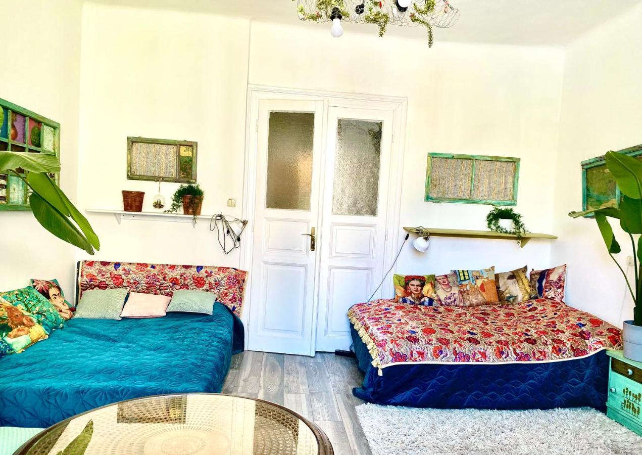 Boutique Studio Flat At City Center *