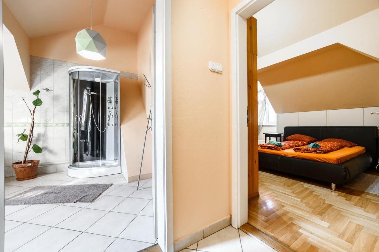 Appartement View To The Roofs Luxury With 2 Bedrooms *