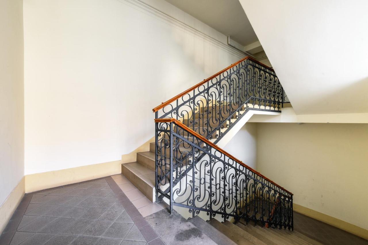 Appartement View To The Roofs Luxury With 2 Bedrooms *