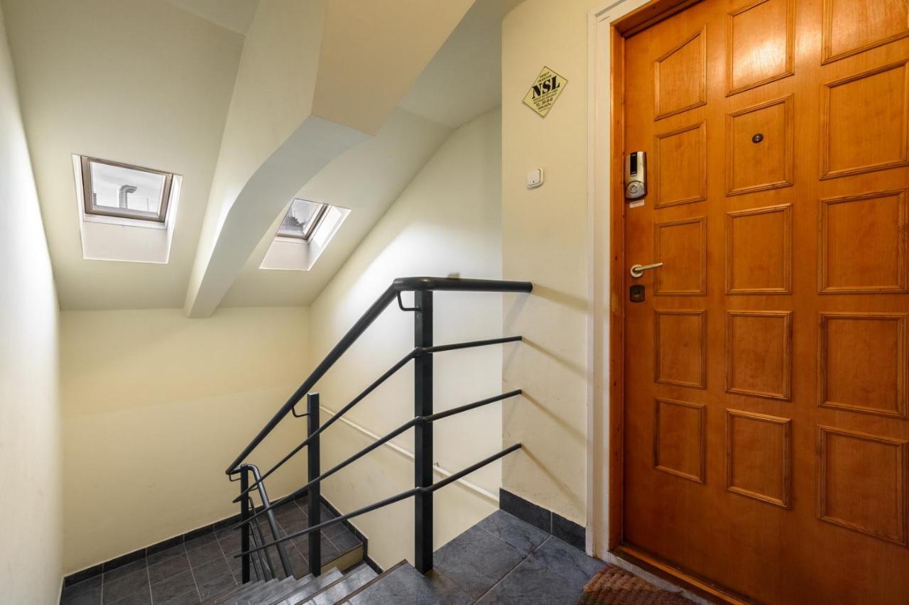 View To The Roofs Luxury With 2 Bedrooms *