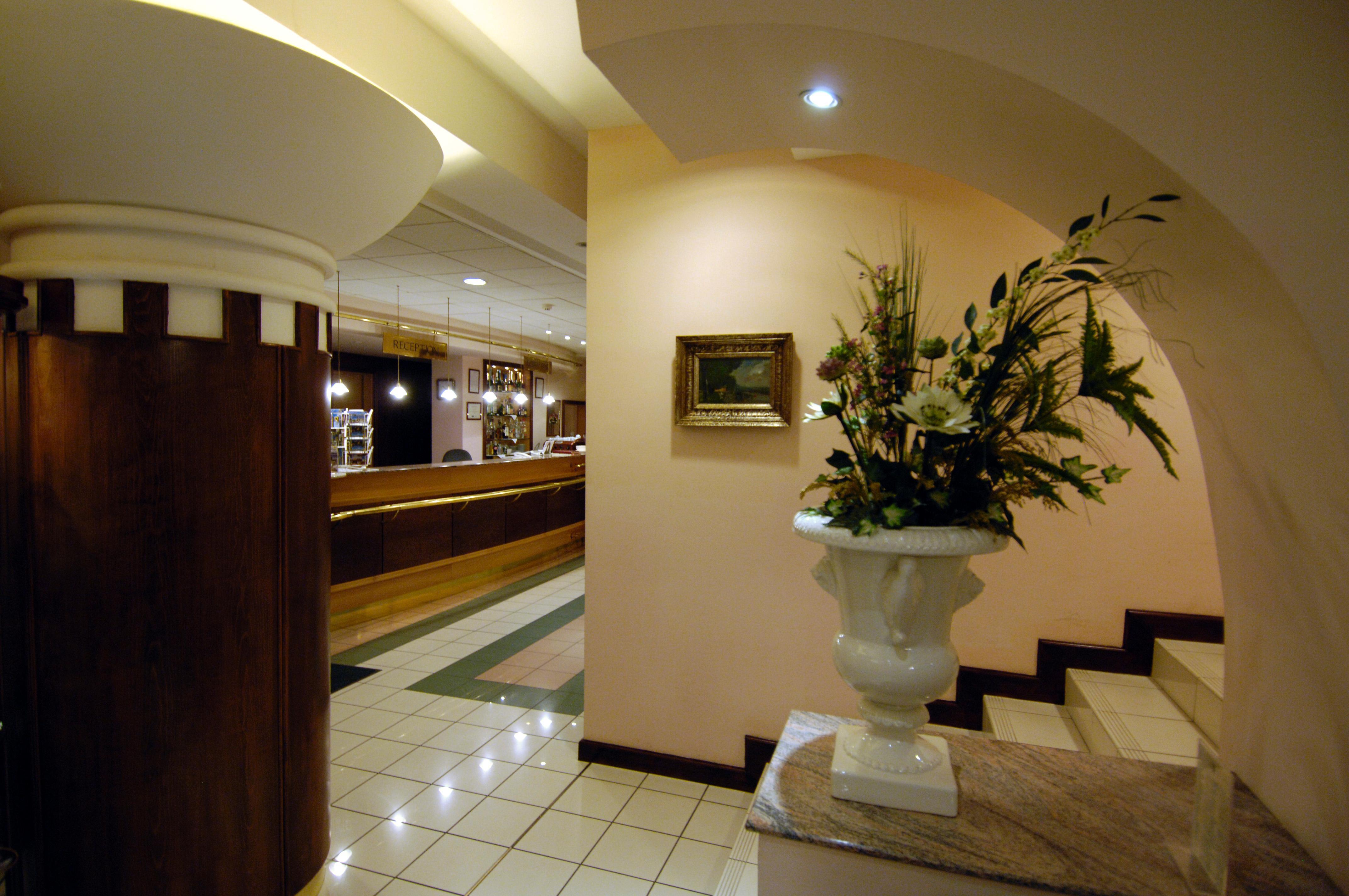 Corvin Sissi Wing Hotell 3*