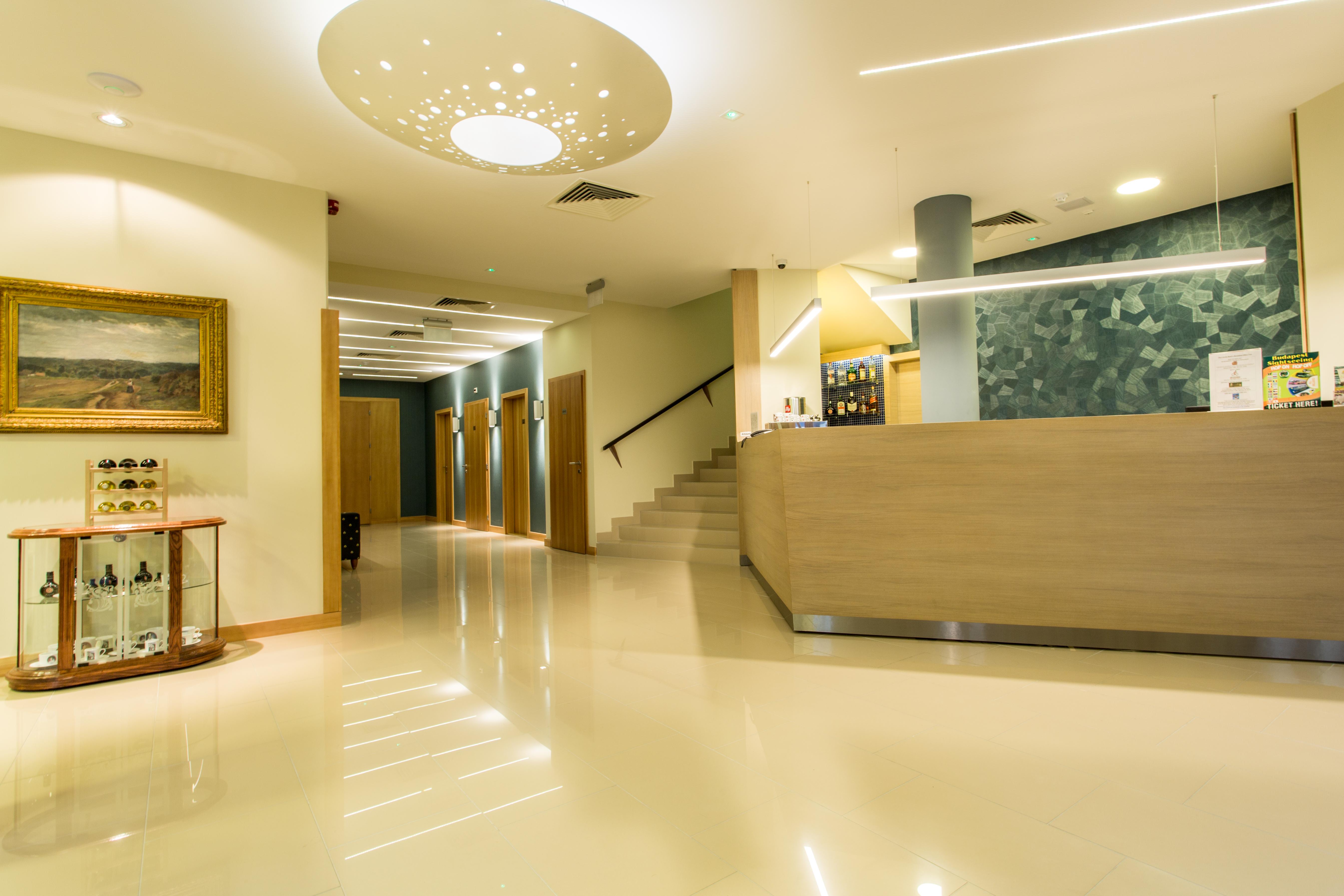 Corvin Sissi Wing Hotell