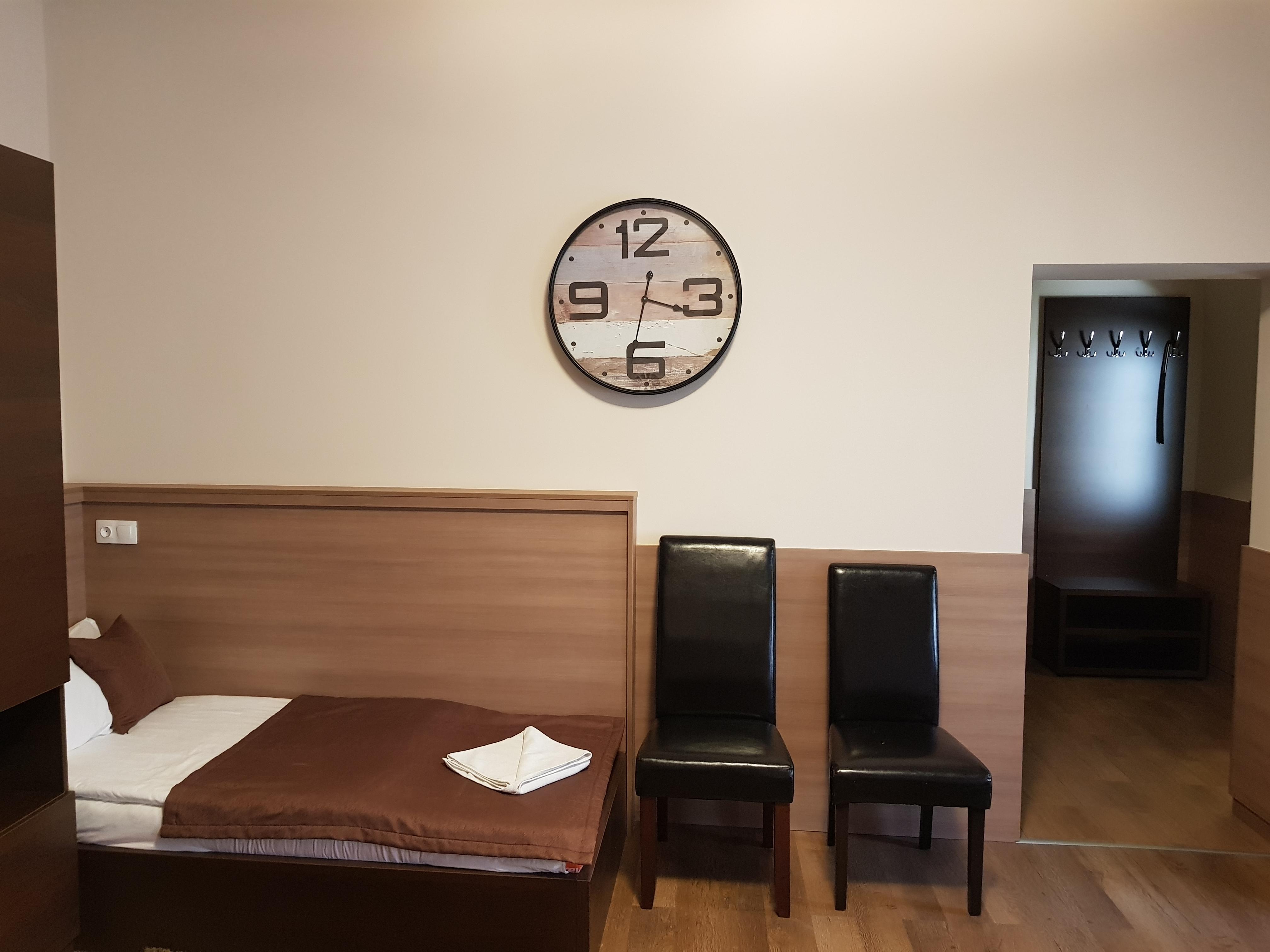 21 And Hotel Budapest