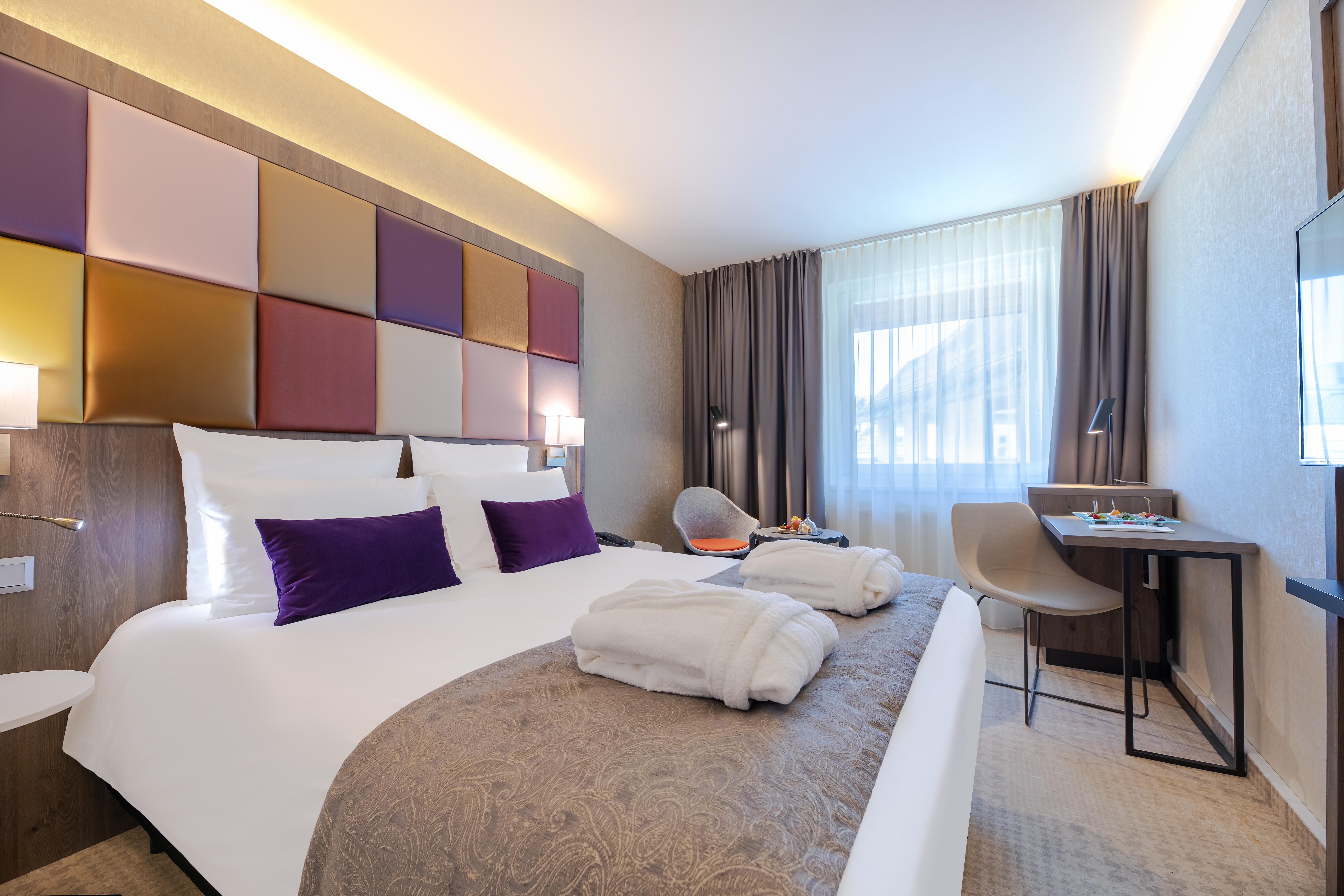 Mercure Korona