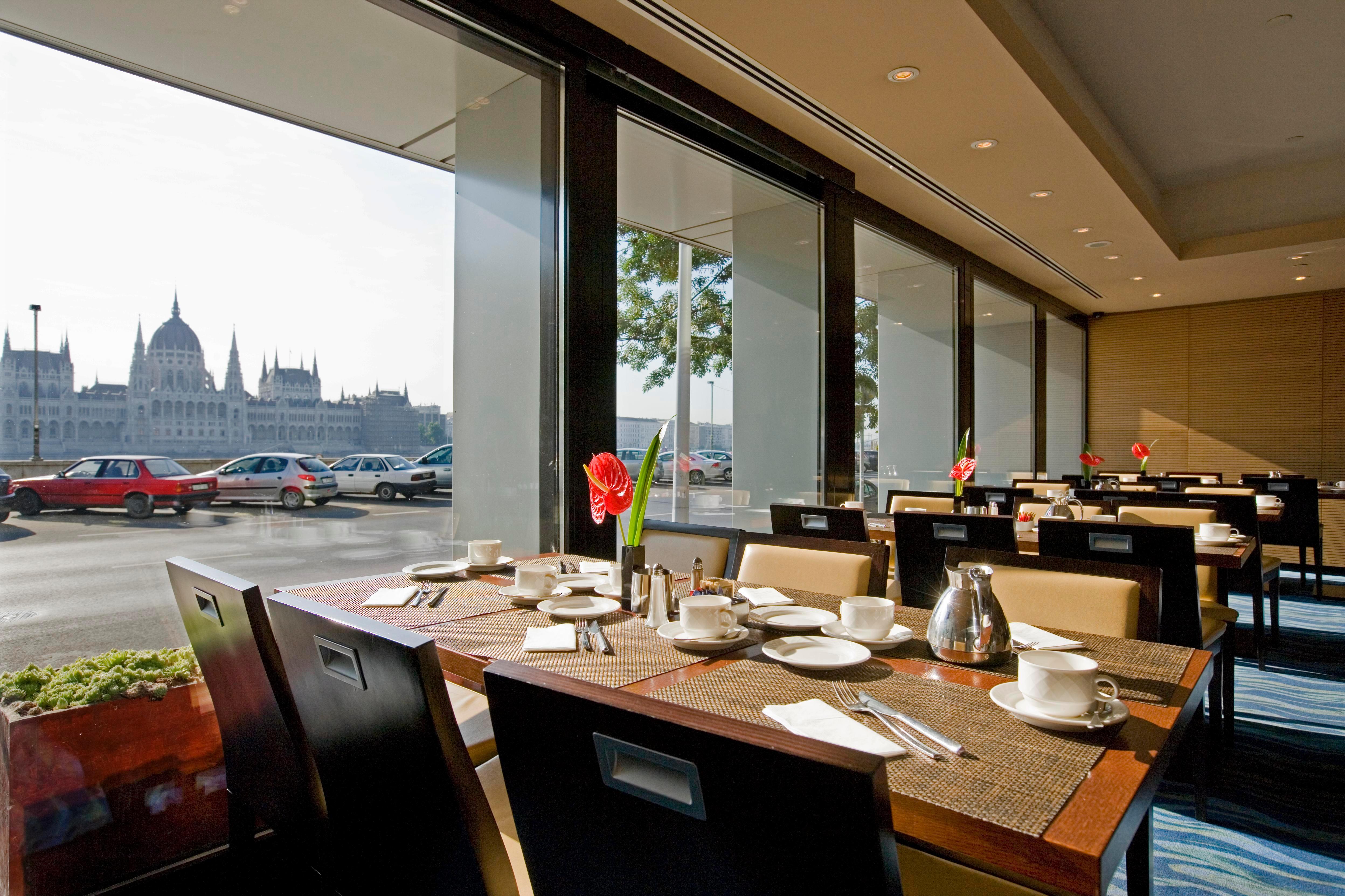 Hotel Novotel Danube