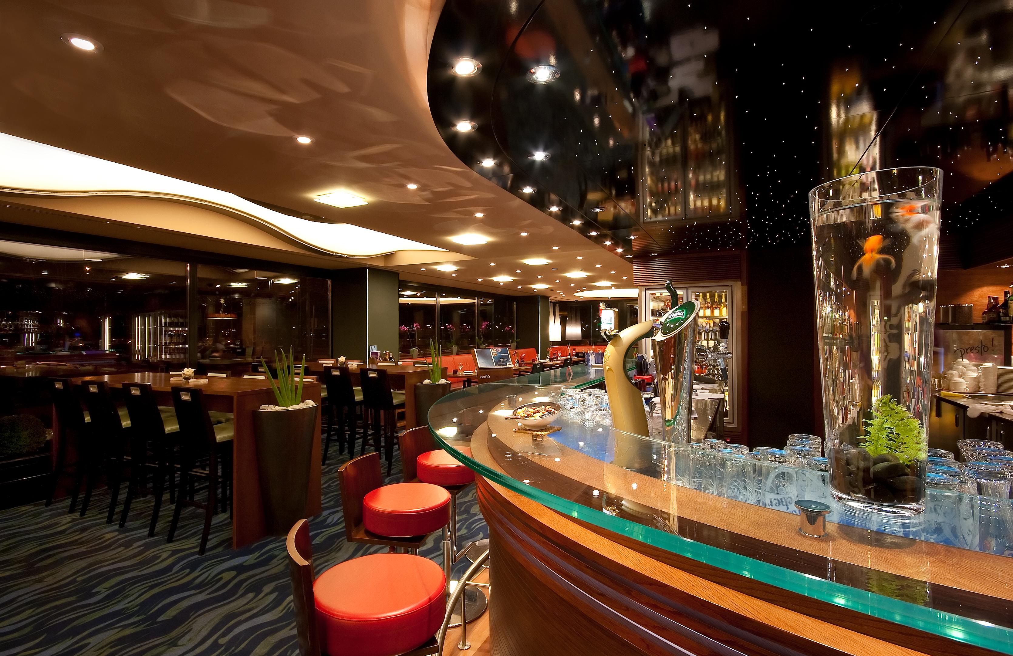 Novotel Danube Hotel 4*