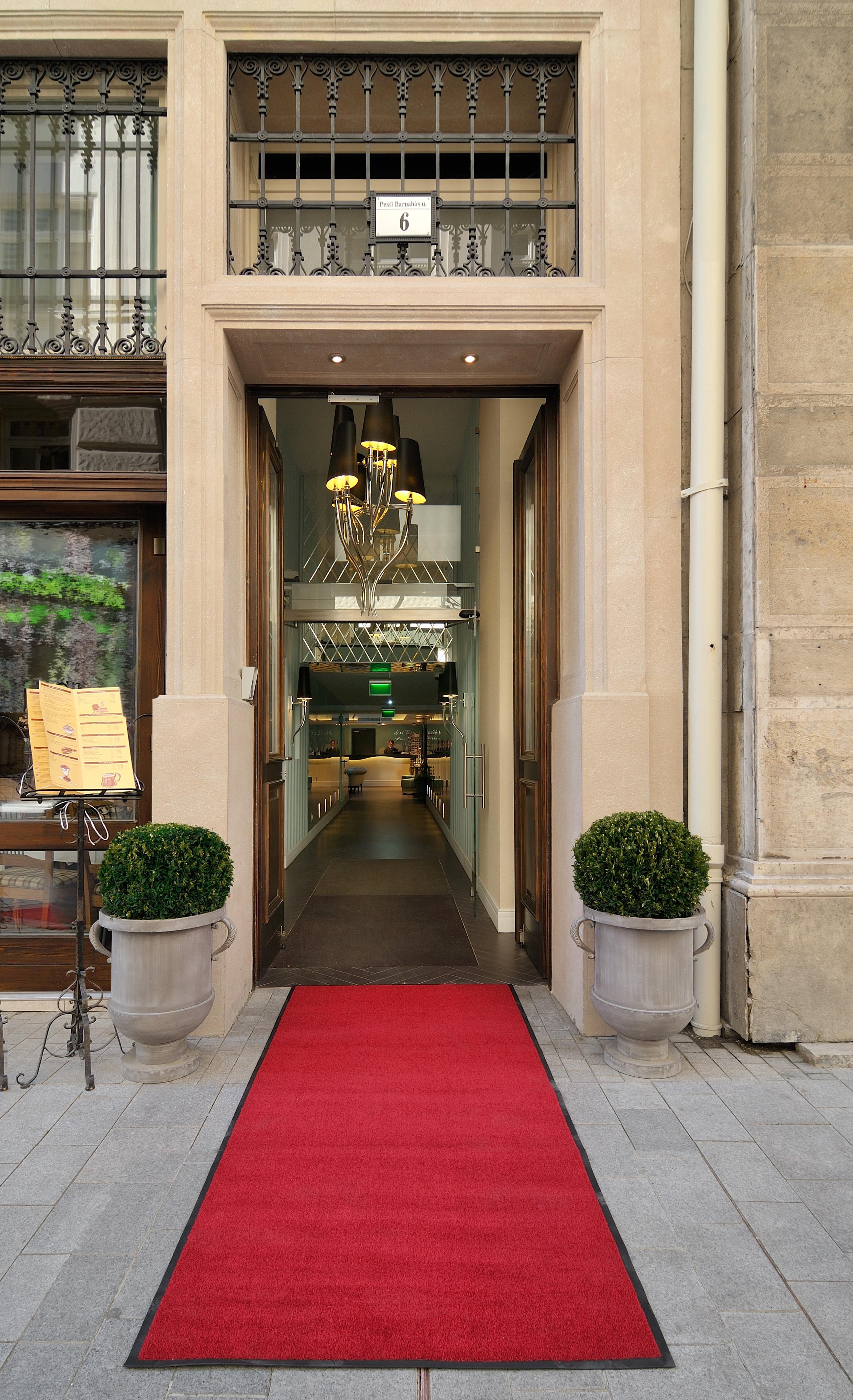 La Prima Fashion Hotel
