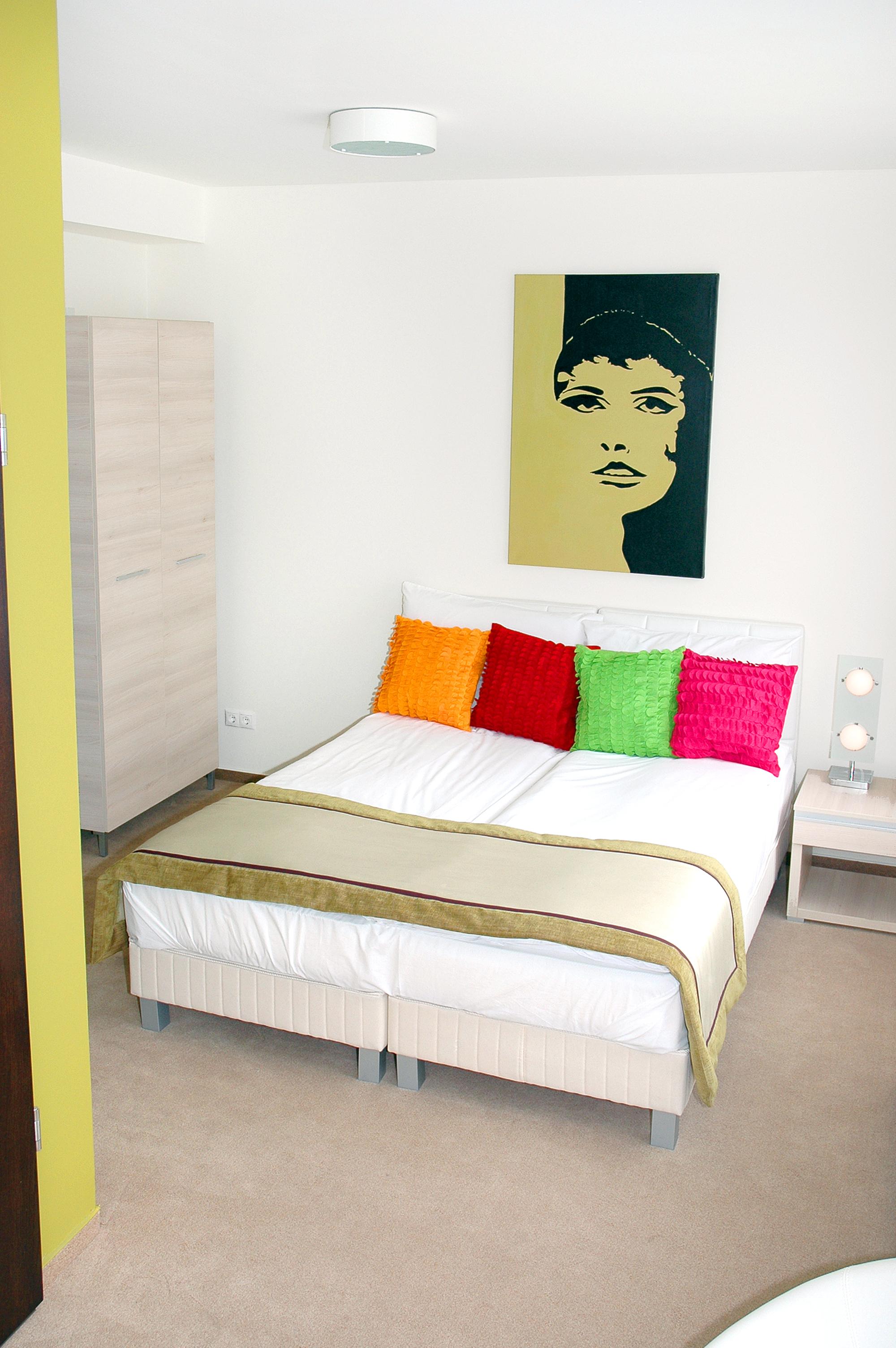 Sweet Aparthotel 4*